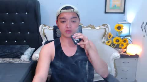 Snapshot of bigshowforyouxx chatting on February 2025 01:42:01 PM Jay online show from February 2025 01:42:01 PM