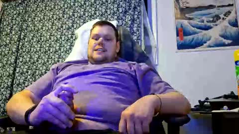 Snapshot of bigsmilekyle chatting on February 2026 08:10:01 AM bigsmilekyle online show from February 2026 08:10:01 AM