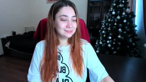 Snapshot of bigsmiletits chatting on January 2025 06:52:01 AM Julia online show from January 2025 06:52:01 AM