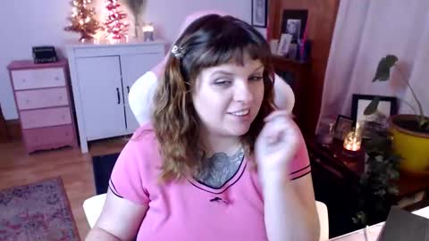 Morgan Lafeuille online show from December 2024 02:38:01 AM