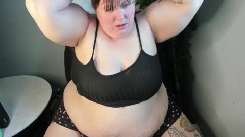 Snapshot of bigtittybbw chatting on May 2026 06:13:01 PM bigtittybbw online show from May 2026 06:13:01 PM