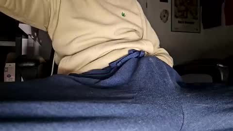 Snapshot of bigwhited2115 chatting on November 2025 02:54:01 AM Onlyfans redheadedwhitedick online show from November 2025 02:54:01 AM