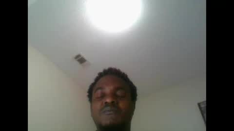 Snapshot of bigwood007954165 chatting on February 2025 09:25:02 PM Bigwood14 online show from February 2025 09:25:02 PM