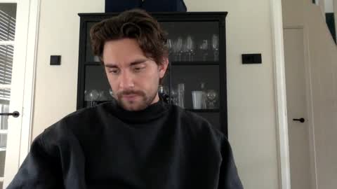 bikdig1 online show from February 2025 02:48:02 PM