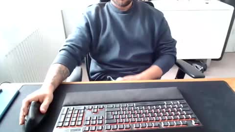 Snapshot of biker4ever90 chatting on November 2025 09:53:02 AM biker4ever90 online show from November 2025 09:53:02 AM