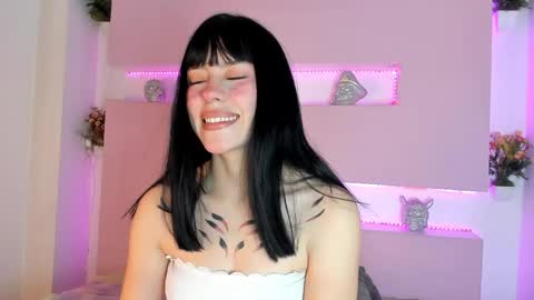 Snapshot of bilie__eilish chatting on April 2026 01:13:01 PM bilie__eilish online show from April 2026 01:13:01 PM