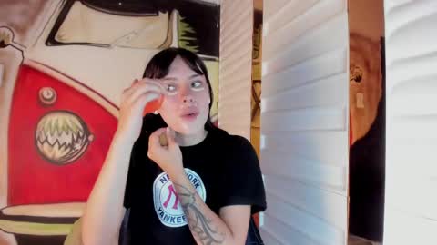 Snapshot of bilie__eilish chatting on May 2026 11:28:01 AM bilie__eilish online show from May 2026 11:28:01 AM
