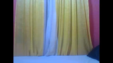 Snapshot of bilion_ass chatting on December 2024 11:18:01 AM TREZAH online show from December 2024 11:18:01 AM