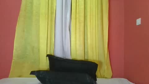 Snapshot of bilion_ass chatting on February 2025 06:33:01 PM TREZAH online show from February 2025 06:33:01 PM