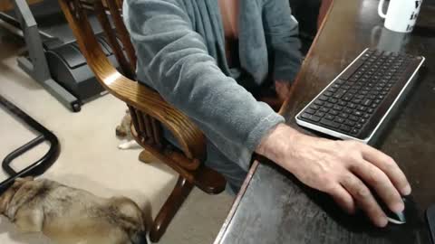 Snapshot of billy471 chatting on December 2024 09:17:02 AM billy471 online show from December 2024 09:17:02 AM