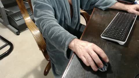 Snapshot of billy471 chatting on December 2024 03:11:01 PM billy471 online show from December 2024 03:11:01 PM