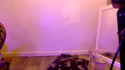 Snapshot of bimbogiga chatting on November 2025 10:04:02 PM bimbogiga online show from November 2025 10:04:02 PM