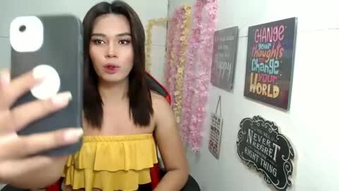 Snapshot of binimika chatting on March 2025 10:56:02 AM BINI MIKA online show from March 2025 10:56:02 AM