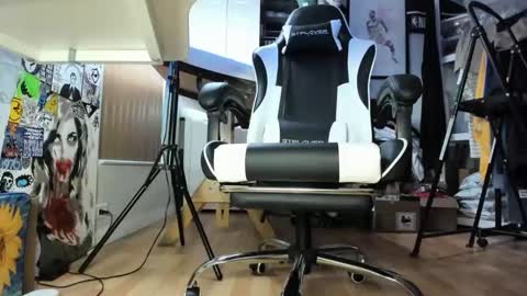 bisexualjay online show from March 2026 12:17:02 PM