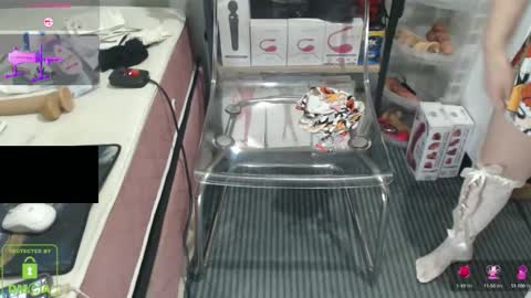 bisex woman online show from November 2025 09:26:01 PM