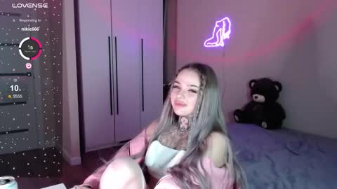 Snapshot of bklfeya chatting on November 2025 07:01:02 PM bklfeya online show from November 2025 07:01:02 PM