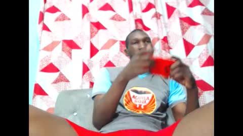 Snapshot of black30cmdick chatting on December 2024 01:05:01 AM maquina online show from December 2024 01:05:01 AM
