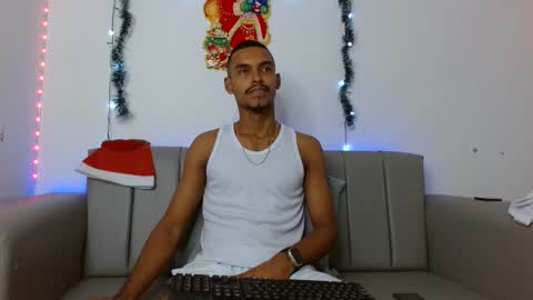 black_daddy01 online show from December 2024 12:24:01 AM