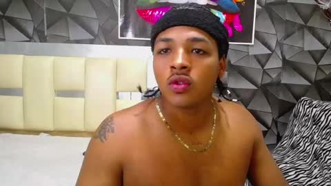 Snapshot of black_king_241 chatting on January 2025 01:08:01 AM black_king_241 online show from January 2025 01:08:01 AM