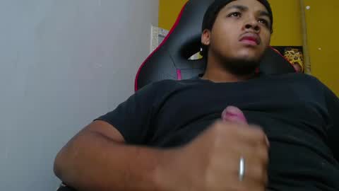 Snapshot of black_king_241 chatting on February 2025 05:42:01 PM black_king_241 online show from February 2025 05:42:01 PM