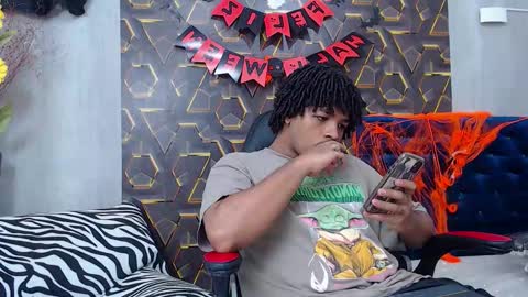 Snapshot of black_king_241 chatting on November 2025 03:28:02 AM black_king_241 online show from November 2025 03:28:02 AM