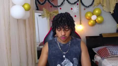 Snapshot of black_king_241 chatting on November 2025 04:33:02 AM black_king_241 online show from November 2025 04:33:02 AM