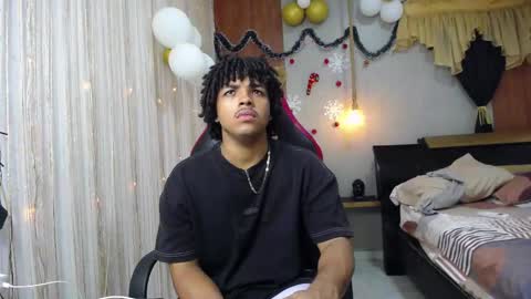 Snapshot of black_king_241 chatting on December 2025 04:40:02 AM black_king_241 online show from December 2025 04:40:02 AM