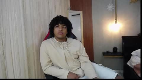 black_king_241 online show from February 2026 04:05:02 AM