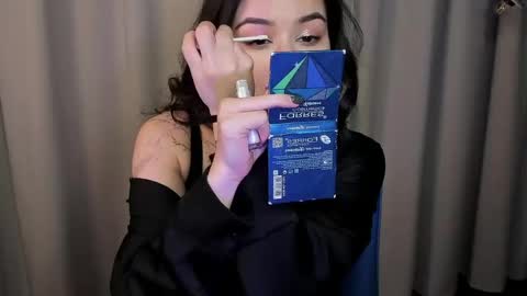 Snapshot of black_pant3r chatting on January 2025 02:33:01 AM Mon Mon online show from January 2025 02:33:01 AM