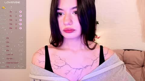 Snapshot of black_pant3r chatting on January 2025 02:46:02 AM Mon Mon online show from January 2025 02:46:02 AM