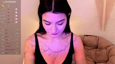 Snapshot of black_pant3r chatting on January 2025 02:39:02 AM Mon Mon online show from January 2025 02:39:02 AM