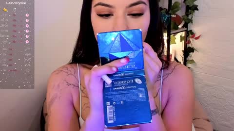 Snapshot of black_pant3r chatting on February 2025 02:40:01 AM Mon Mon online show from February 2025 02:40:01 AM