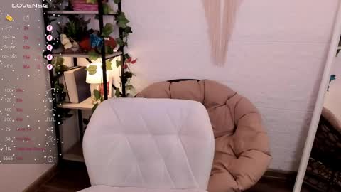 Snapshot of black_pant3r chatting on February 2025 05:37:01 AM Mon Mon online show from February 2025 05:37:01 AM