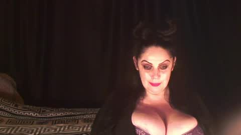 Snapshot of black_pearls chatting on May 2026 09:35:02 PM Sarah online show from May 2026 09:35:02 PM