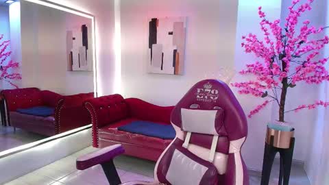 Rousse  online show from October 2025 03:36:02 AM