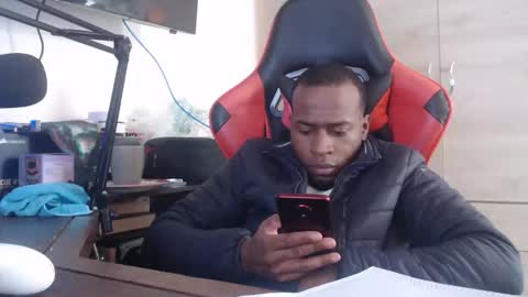 Snapshot of black_shatb chatting on February 2026 06:47:02 PM Black online show from February 2026 06:47:02 PM