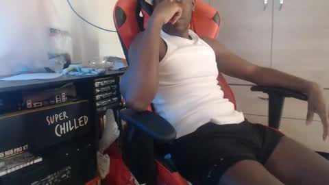 Snapshot of black_shatb chatting on March 2026 07:09:01 PM Black online show from March 2026 07:09:01 PM