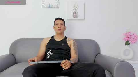 Max online show from September 2025 11:37:02 AM