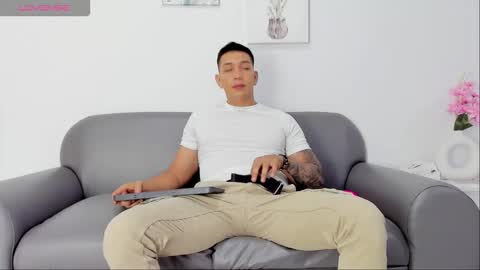 Max online show from October 2025 11:29:02 AM
