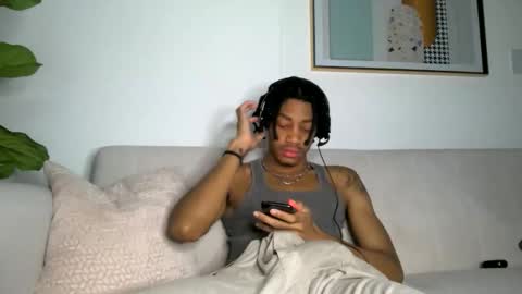 BlackBullTitus online show from December 2025 05:46:01 AM