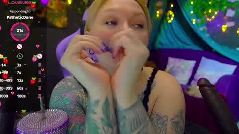 Snapshot of blackedbarbie chatting on June 2026 01:24:01 PM Alice online show from June 2026 01:24:01 PM