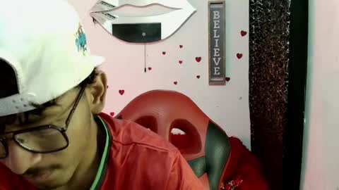 Snapshot of blackfox_desire chatting on May 2026 12:48:01 PM mateo online show from May 2026 12:48:01 PM