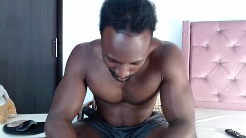 Twtter 1MikeBeckford            Onlyfns beckfordmike online show from January 2025 11:09:01 PM