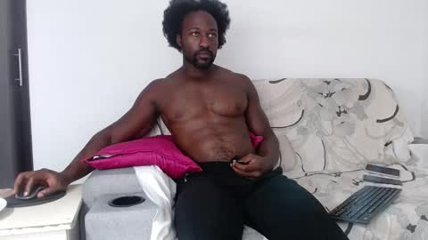 Twtter 1MikeBeckford            Onlyfns beckfordmike online show from February 2026 02:59:02 PM