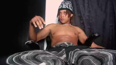 everyday STREAM 11PM COLOMBIAN HOUR online show from March 2026 06:41:02 AM