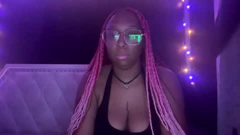 blackpetunia_ online show from September 2025 12:38:01 AM
