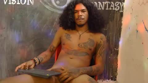 Snapshot of blackphylosofy chatting on January 2025 02:32:01 PM i am D.L online show from January 2025 02:32:01 PM