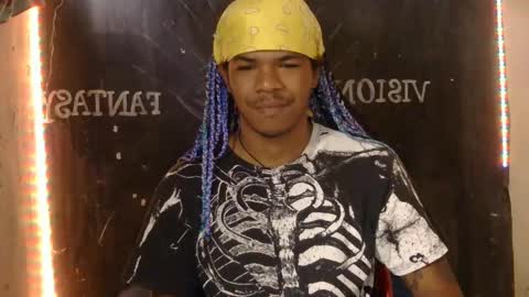 Snapshot of blackphylosofy chatting on February 2025 01:40:02 PM i am D.L online show from February 2025 01:40:02 PM