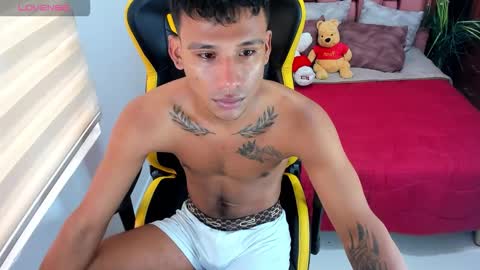 Marlon online show from December 2025 03:21:02 PM