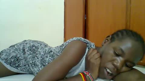 SARAH online show from November 2025 09:37:02 PM